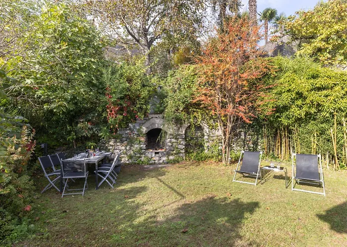 아파트 Egner- Apt-steintisch By Interhome Muralto