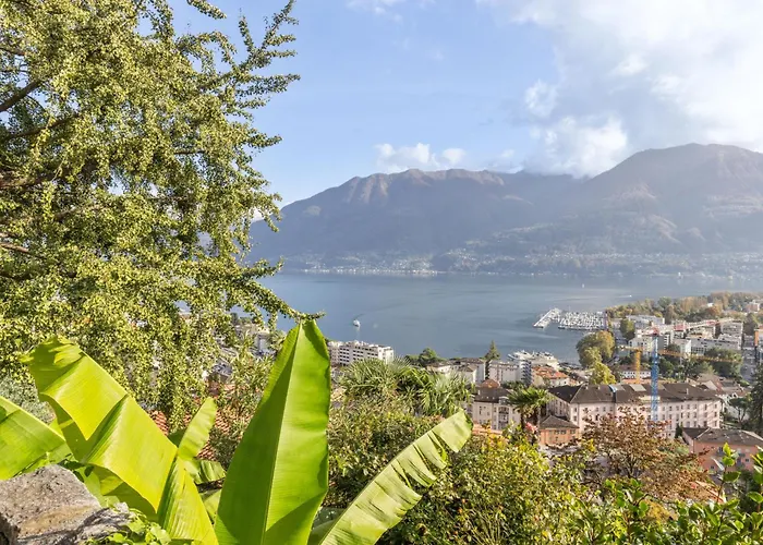 아파트 Egner- Apt-steintisch By Interhome Muralto