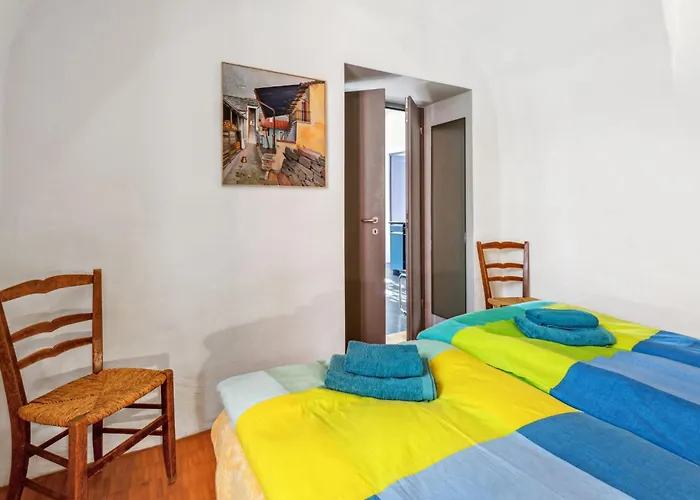 Egner- Apt-steintisch By Interhome 아파트